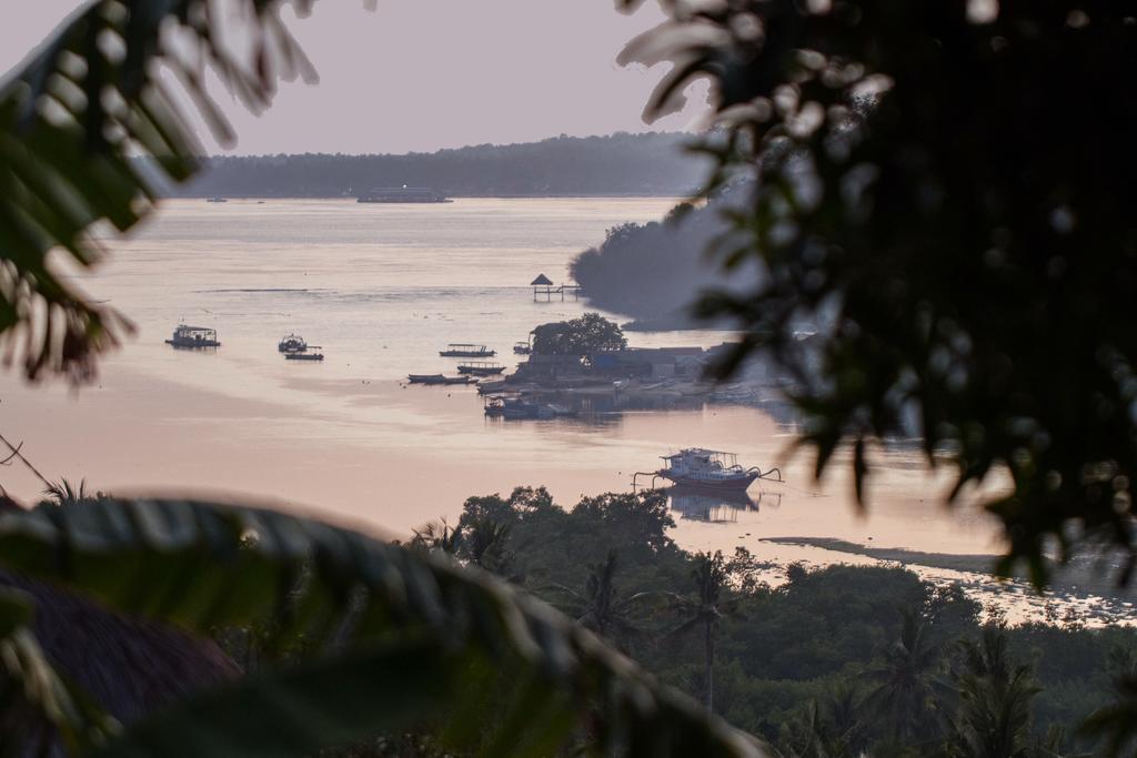 Twin Island Villas & Dive Resort Nusa Lembongan  Exterior photo