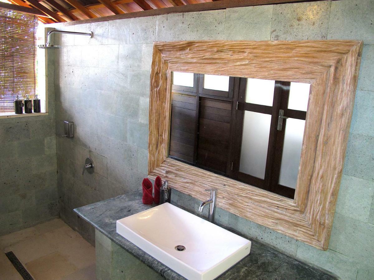 Twin Island Villas & Dive Resort Nusa Lembongan  Exterior photo